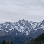 Mirando A Picos De Europa *