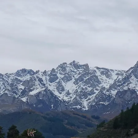 Mirando A Picos De Europa *