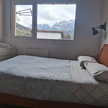 Mirando A Picos De Europa *