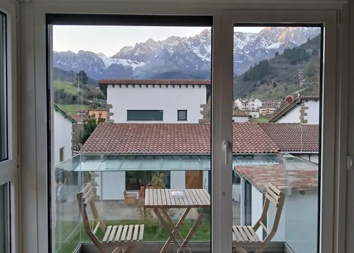 Mirando A Picos De Europa Dom wakacyjny Potes