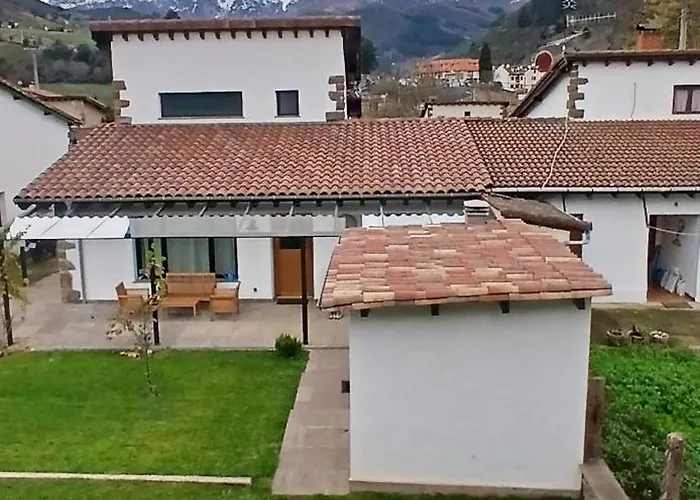 Mirando A Picos De Europa Dom wakacyjny Potes